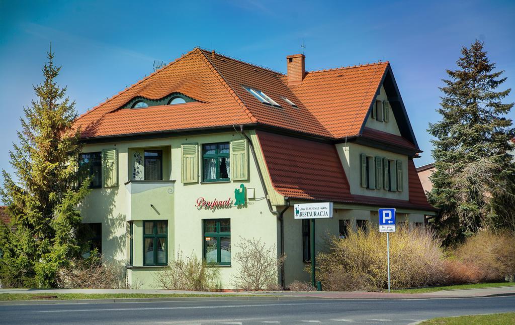 Pensjonat U Kota Wasyla Chodziez Exterior photo